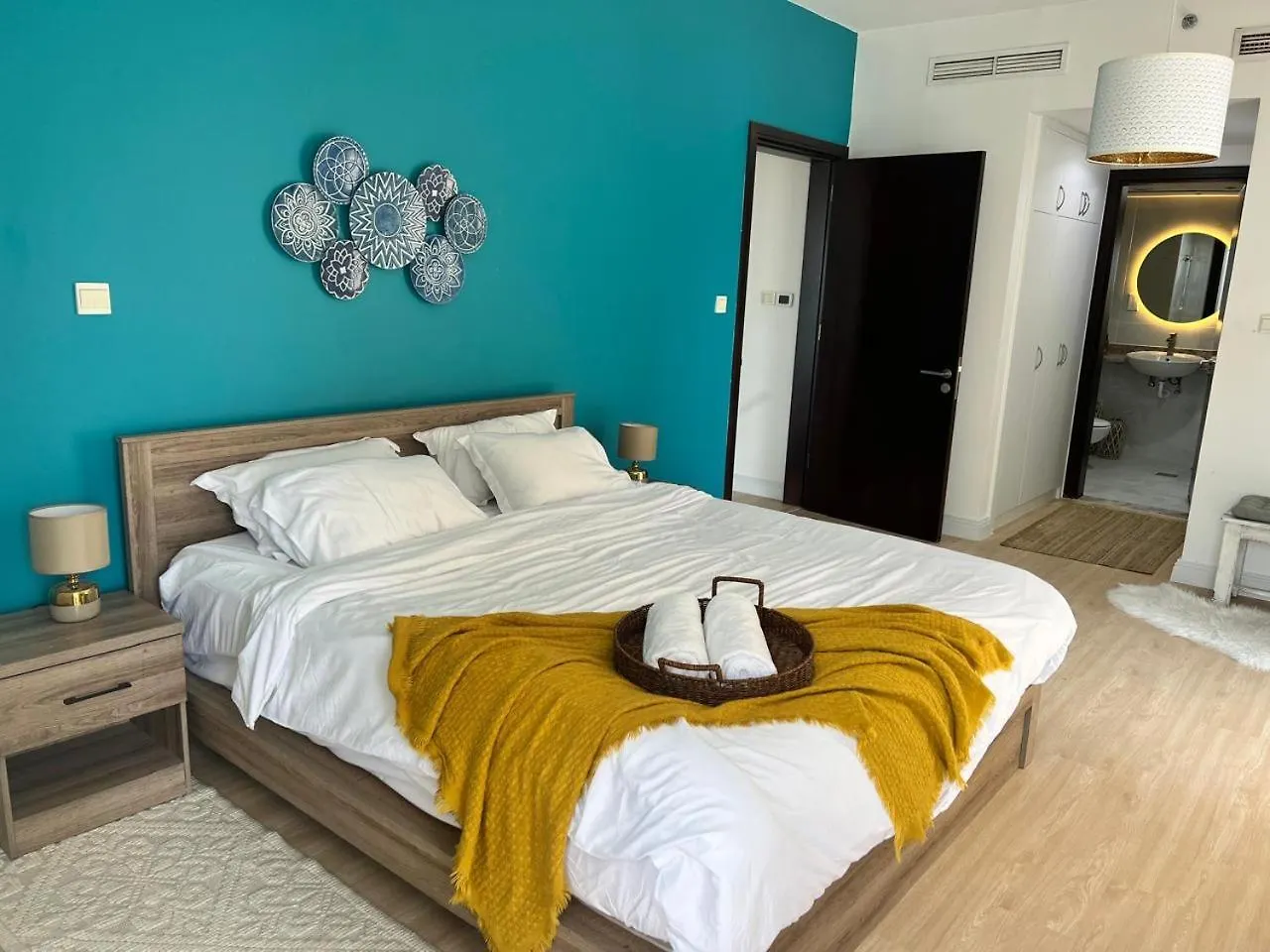 Newly Renovated Marina & Sea View Family Condo Dubai